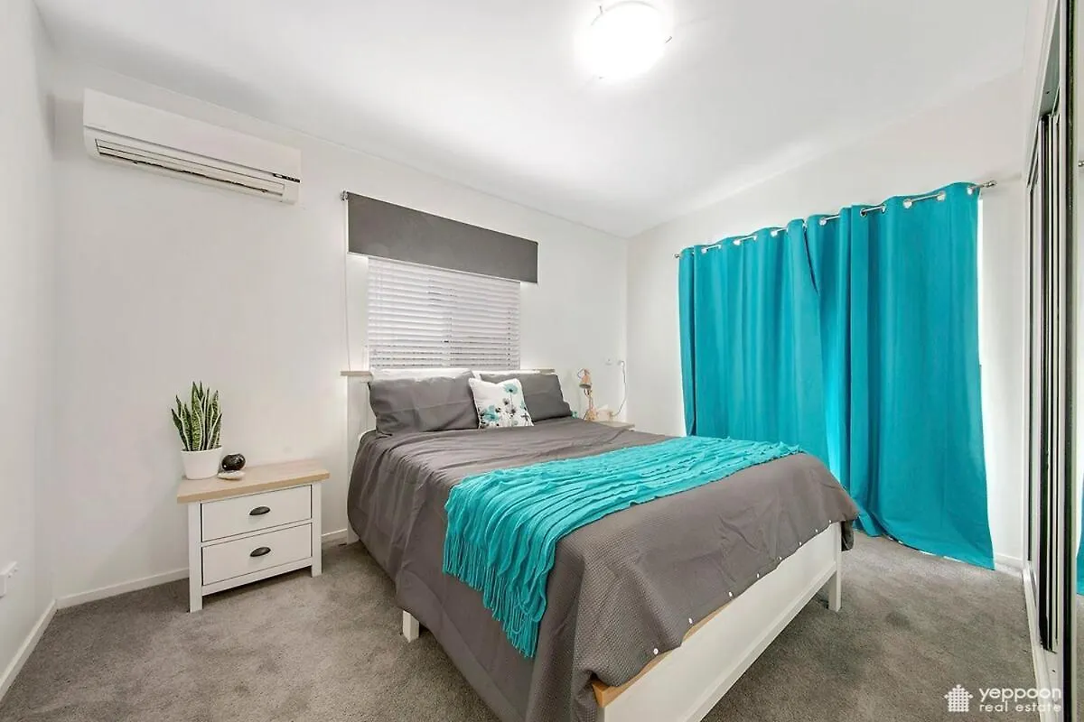 Air-Conditioned Cooee Bay Beach House With Wi-Fi Yeppoon
